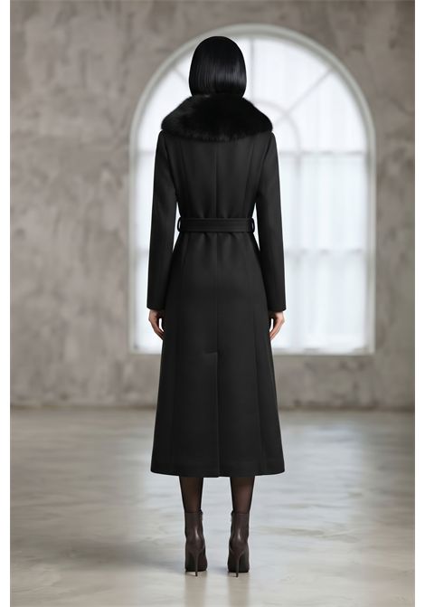 CAPPOTTO LUNGO MONOPETTO CON SPACCHI NEI FIANCHI E COLLO DI PELLICCIA VALENTINA RIO | V8362/02001